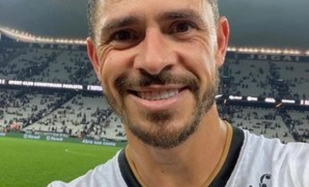 Giuliano  destaque em vitria do Timo com gol e assistncia